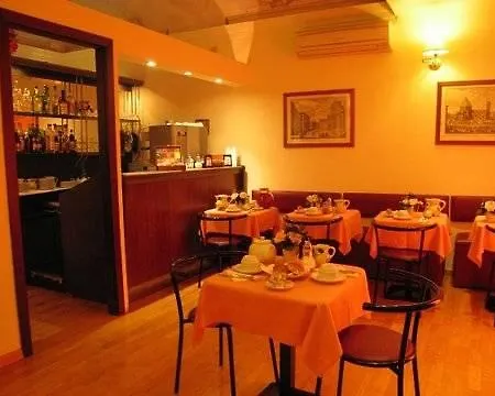 Отель Cardinal Of - Recommended For Ages 25 To 55 Флоренция