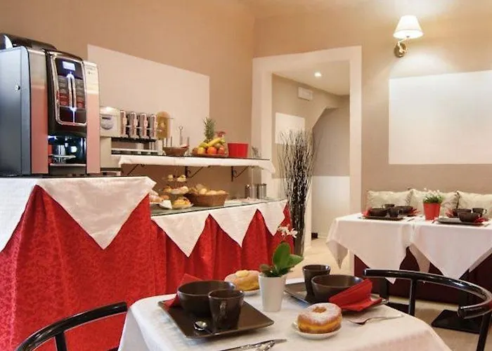 Otel Cardinal Of - Recommended For Ages 25 To 55