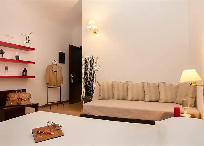 Otel Cardinal Of - Recommended For Ages 25 To 55