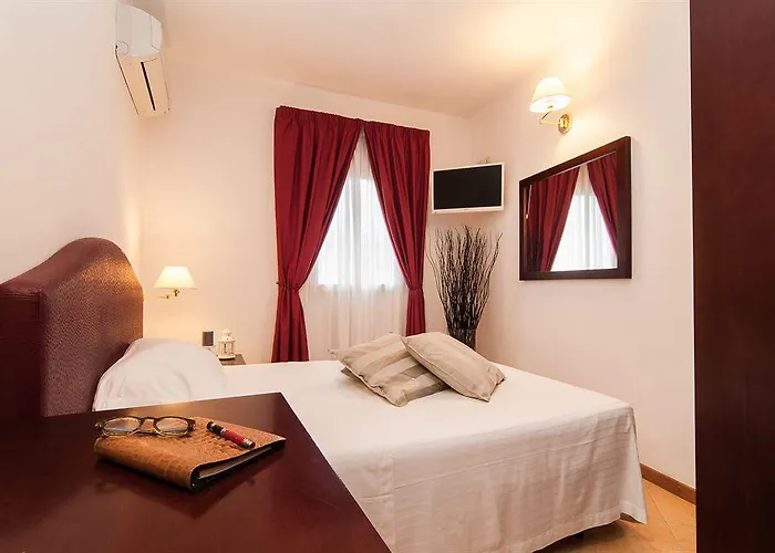 Otel Cardinal Of - Recommended For Ages 25 To 55 Floransa