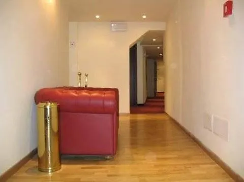 Cardinal Of - Recommended For Ages 25 To 55 Otel Floransa