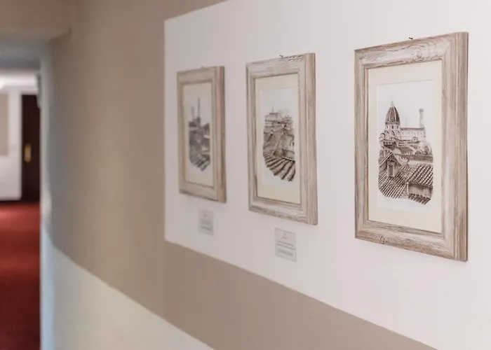 Otel Cardinal Of - Recommended For Ages 25 To 55 Floransa